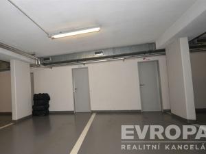 Prodej bytu 1+kk, Praha - Jinonice, Za zámečkem, 46 m2