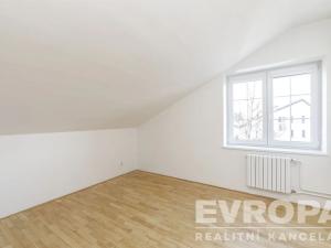 Pronájem vily, Průhonice, Sadová, 350 m2