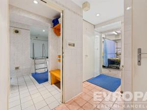 Prodej ubytování, Karlovy Vary, Balbínova, 650 m2