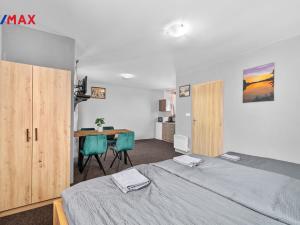 Prodej apartmánu, Hrdějovice, 500 m2
