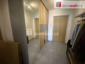 Pronájem bytu 1+kk, Praha - Dolní Chabry, K Beranovu, 43 m2