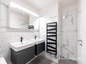 Pronájem bytu 3+kk, Praha - Malešice, Počernická, 78 m2
