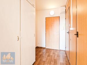 Pronájem bytu 2+kk, Praha - Horní Počernice, Běchorská, 35 m2