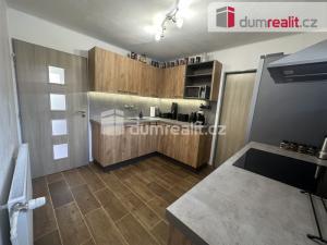 Prodej rodinného domu, Veltruby, Dlouhá, 150 m2