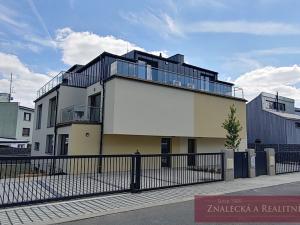 Prodej bytu 2+kk, Praha - Kyje, Vodňanská, 74 m2