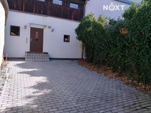 Pronájem bytu 3+1, Trhové Sviny, Žižkovo náměstí, 60 m2