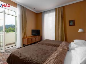 Prodej ubytování, Karlovy Vary, Na Vyhlídce, 1580 m2