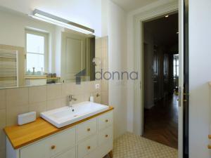 Pronájem bytu 2+kk, Praha - Staré Město, Kaprova, 84 m2