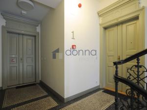 Pronájem bytu 2+kk, Praha - Staré Město, Kaprova, 84 m2