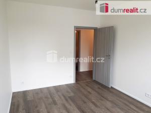 Pronájem bytu 3+kk, Milovice - Mladá, Armádní, 75 m2