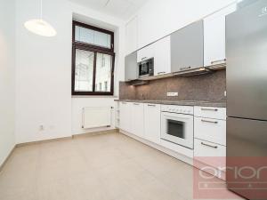 Pronájem bytu 3+1, Praha - Nové Město, Štěpánská, 110 m2