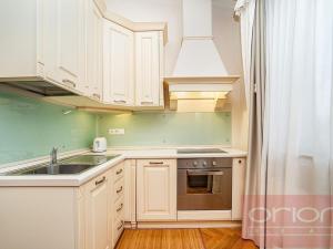 Pronájem bytu 1+kk, Praha - Vinohrady, Italská, 49 m2