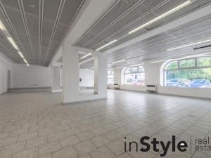 Pronájem obchodního prostoru, Bzenec, náměstí Svobody, 200 m2