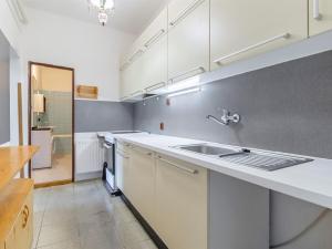 Prodej bytu 3+1, Úsov, nám. Míru, 90 m2