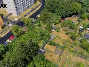 Prodej pozemku pro komerční výstavbu, Karlovy Vary, Uvalská, 1700 m2
