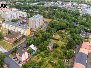 Prodej pozemku pro komerční výstavbu, Karlovy Vary, Uvalská, 1700 m2