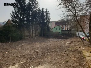 Prodej pozemku pro komerční výstavbu, Karlovy Vary, Uvalská, 1700 m2