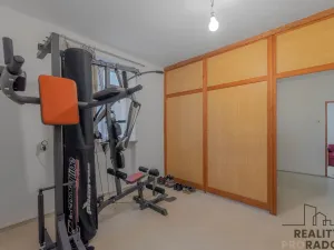 Prodej výrobních prostor, Moravský Krumlov, Pod Leskounem, 2555 m2