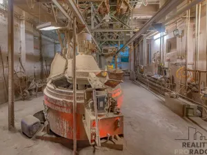 Prodej výrobních prostor, Moravský Krumlov, Pod Leskounem, 2555 m2