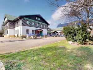 Prodej ubytování, Sněžné, 2595 m2