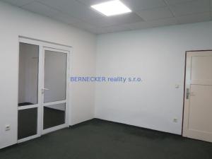 Pronájem kanceláře, Hradec Králové, Bieblova, 35 m2