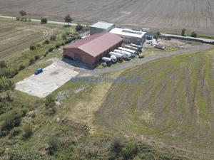 Prodej komerčního pozemku, Bašť, 4300 m2