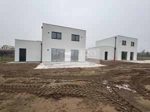 Prodej rodinného domu, Káraný, 112 m2