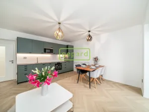 Prodej bytu 2+kk, Praha - Bohnice, V Zámcích, 53 m2