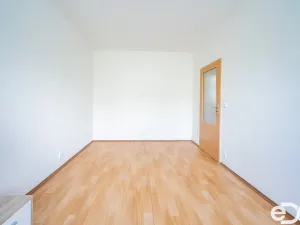 Prodej bytu 3+kk, Nymburk, Inspektorská, 76 m2