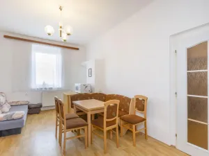 Pronájem pokoje, Pardubice - Zelené Předměstí, Češkova, 20 m2
