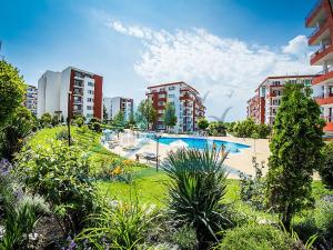 Prodej bytu 2+kk, Sveti Vlas, Grand Resort, Bulharsko, 78 m2