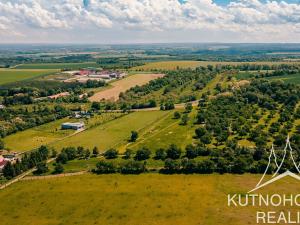 Prodej pozemku pro bydlení, Miskovice, 6754 m2