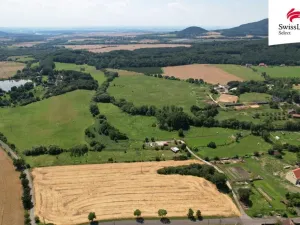 Prodej pozemku pro komerční výstavbu, Třebušín, 225295 m2