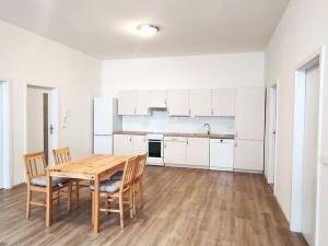 Pronájem bytu 3+kk, Bruntál, Opletalova, 85 m2