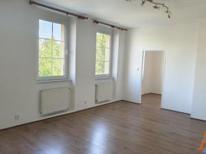 Pronájem bytu 3+kk, Chomutov, Štefánikovo náměstí, 68 m2