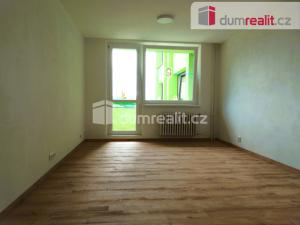 Pronájem bytu 1+1, Otrokovice, Školní, 30 m2