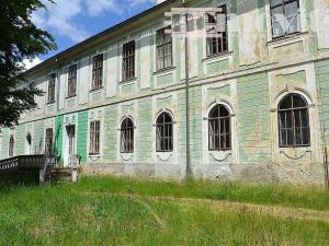 Prodej historického objektu, Hatín - Jemčina, 2500 m2