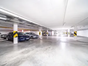 Pronájem kanceláře, Praha - Michle, Vyskočilova, 268 m2