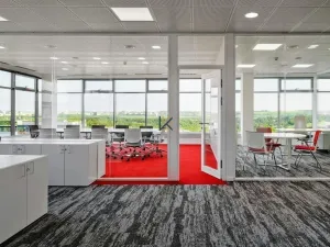 Pronájem kanceláře, Praha - Stodůlky, Bucharova, 535 m2