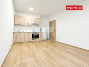 Pronájem bytu 2+kk, Uherské Hradiště - Sady, Jabloňová, 54 m2