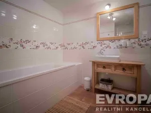 Prodej ubytování, Jablonec nad Jizerou, 200 m2