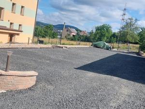 Pronájem garážového stání, Děčín, Vítězství, 80 m2