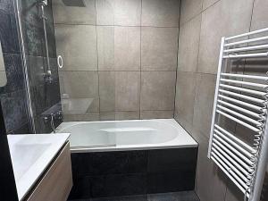 Prodej bytu 3+kk, Praha - Kyje, Travná, 83 m2