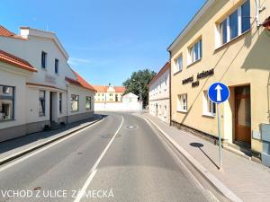 Pronájem výrobních prostor, Moravský Krumlov, Zámecká, 74 m2