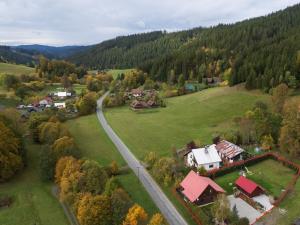 Prodej rodinného domu, Velké Karlovice, 190 m2