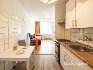 Pronájem bytu 2+kk, Praha - Michle, U plynárny, 38 m2