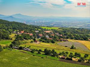 Prodej pozemku pro bydlení, Jenčice, 1599 m2