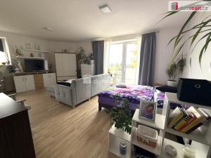 Prodej bytu 1+kk, Uherské Hradiště, Hrušková, 43 m2