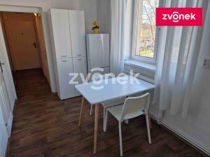 Pronájem bytu 1+1, Uherské Hradiště, Na Morávce, 50 m2