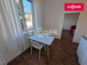 Pronájem bytu 1+1, Uherské Hradiště, Na Morávce, 50 m2